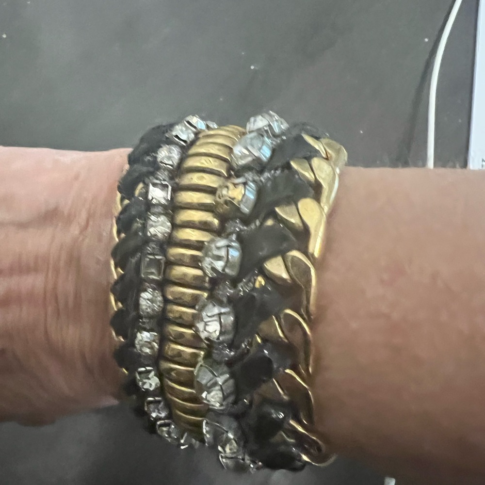 Henri Bendel Girlfriend Cluster Stone Wrap Bracelet